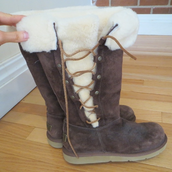 UGG Australia 5163 Upside Shearing Suede Boots - Picture 1 of 8